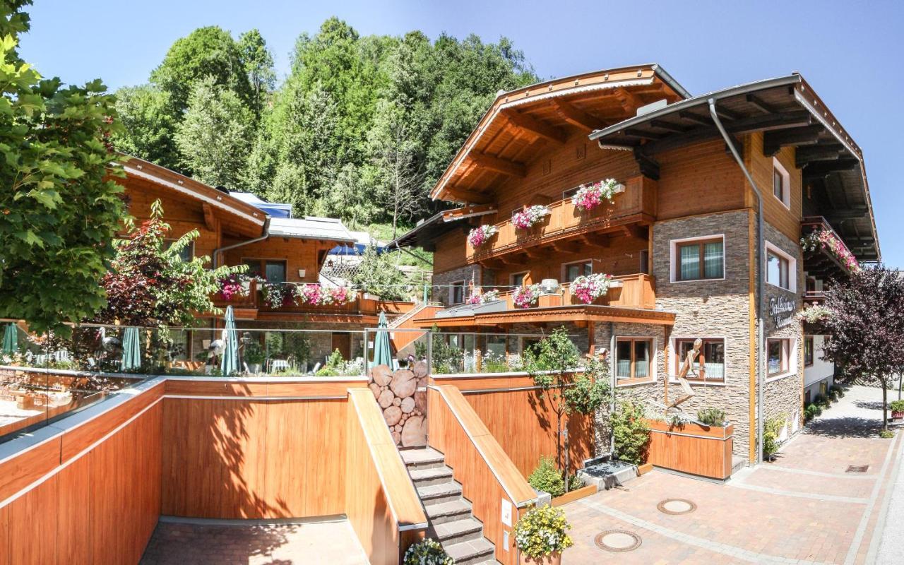 Talheimer Grias Di & Hoamat Since 1958 Inklusive Therme Tauern Spa & Jokercard Saalbach-Hinterglemm Extérieur photo
