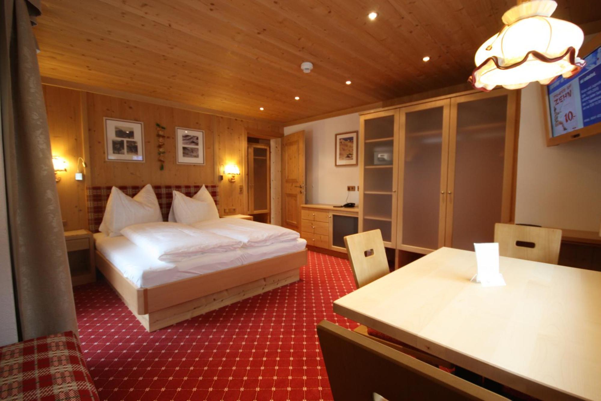 Talheimer Grias Di & Hoamat Since 1958 Inklusive Therme Tauern Spa & Jokercard Saalbach-Hinterglemm Chambre photo